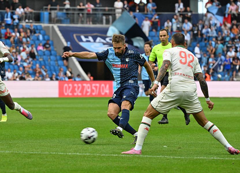 Départ de Thomas Delaine