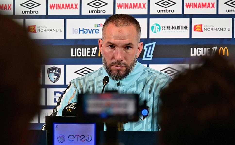 Avant FC Nantes - HAC  : les interviews de Didier Digard et de Loïc Nego