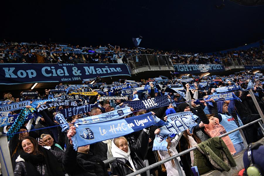 Arrêté préfectoral : pas de maillots de l'OL en tribunes