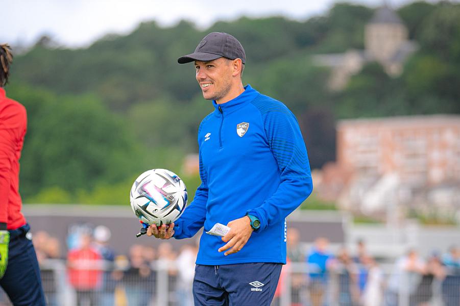 Simon Lucq : « Se mettre au service du projet d’un club et d’un coach »