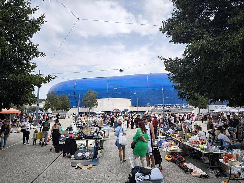 Vide-greniers des supporters Ciel&amp;Marine