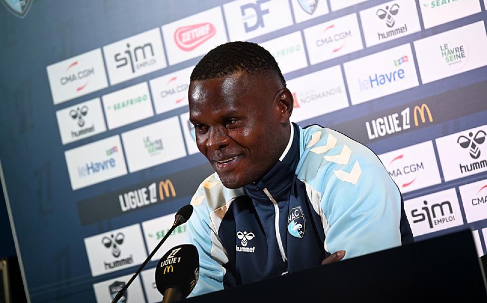 Avant OM - HAC, la conférence de presse de Didier Digard et d'Ally Samatta